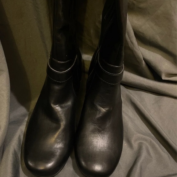 *****SOLD*****A2 Heelrest NWOT Knee-High Boots Size 10 - Picture 5 of 12